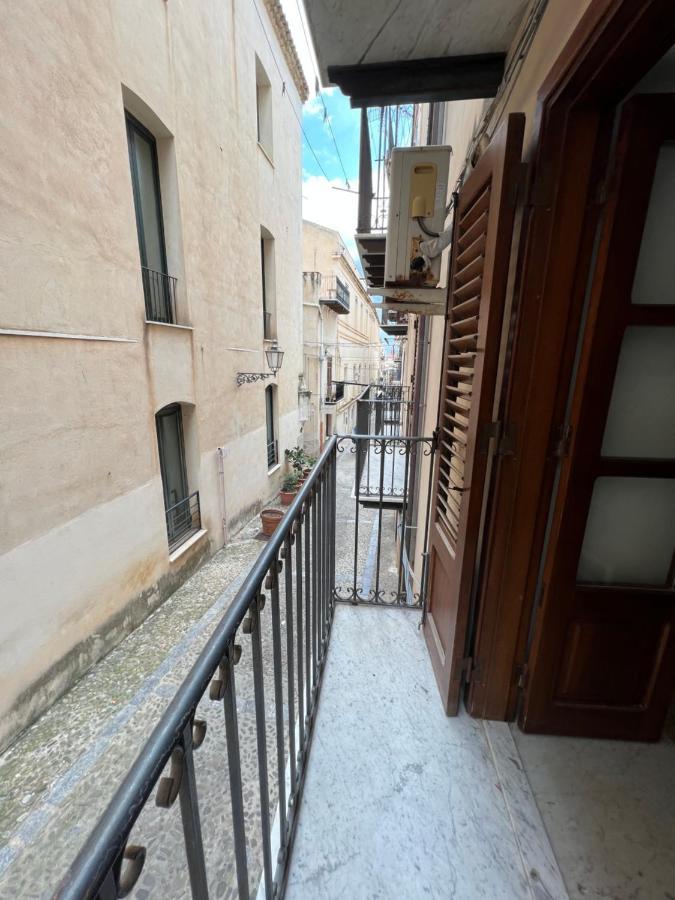 John'S House Apartment Cefalù Exterior foto